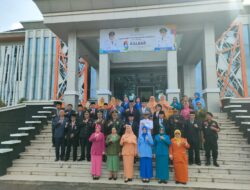 Mewakili Kapolres Ketapang, Kabag SDM hadiri kegiatan Upacara bendera dalam rangka peringatan HUT Ke 69 Provinsi Kalbar Tahun 2026