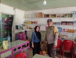 Bhabinkamtibmas Polsek Kuala Behe Sambangi Warga Binaan, Menjaga Silaturahmi dan Kamtibmas