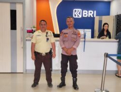 Patroli Siang Penuh Senyum, Polisi Hadir Menyapa dan Mengayomi Warga