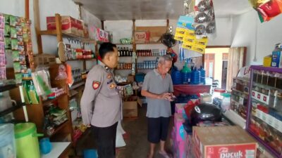 Patroli Siang Regu II Polsek Menjalin Ajak Warga Jaga Kamtibmas Tetap Kondusif