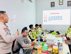 Sat Binmas Polres Melawi Gelar Pembinaan Satpam dan Latihan Bela Diri Tongkat T di PT BPK Menukung