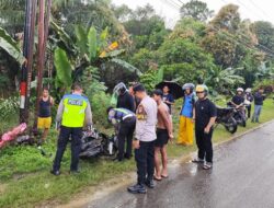 Laka Lantas di Desa Peniti, Pamapta dan Satlantas Polres Sekadau Gerak Cepat Tangani TKP