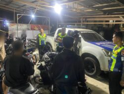 Satlantas Sekadau Tindak dan Tertibkan Knalpot Brong, 14 Motor Diamankan