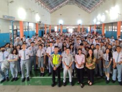 Polantas dan Jasa Raharja Sosialisasi Etika Berlalu Lintas di SMA Karya Sekadau