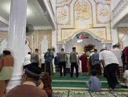 Polisi Hadir di Tengah Masyarakat, Polres Ketapang Gelar Tarawih Keliling, Jaga Harkamtibmas di Bulan Ramadhan