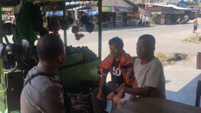 Cegah Kejahatan di Siang Hari, Bripka Albasit Laksanakan Patroli Sambang Warga