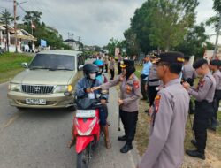 Penuh Berkah di Bulan Suci Ramadhan, Polres Landak Tebar Kebaikan Lewat Pembagian Takjil