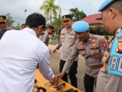 Kapolres Ketapang Pimpin Pemeriksaan Senpi Anggota, Propam Pastikan Kelengkapan dan Legalitas Terpenuhi