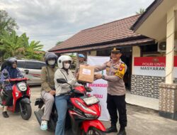 Aksi Sosial Polsek Mandor di Ramadan, Warga Antusias Terima Takjil Gratis