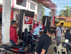 Ketersediaan BBM Aman, Personel Polsek Mempawah Hulu Lakukan Pengecekan di SPBU Karangan