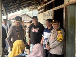 Kapolres Melawi Pantau Arus Mudik di Dermaga ASDP Nanga Pinoh