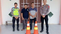 Dari Kekhawatiran ke Rasa Aman, Polisi Serahkan Traffic Cone ke Gereja Tapang Semadak
