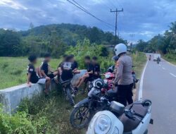 Sering Nongkrong di Bahu Jalan, Remaja di Nanga Mahap Diberi Pembinaan Polisi