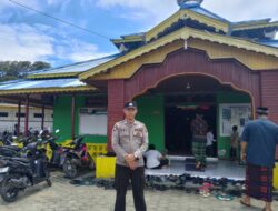 Polisi Turun Langsung Jaga Sholat Jumat di Masjid Al Jihad, Cegah Curanmor dan Gangguan Keamanan