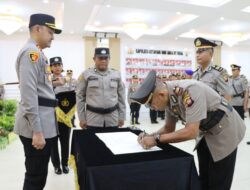 Pimpin Sertijab Sejumlah Pejabat Utama Polres Dan Kapolsek Jajaran, Kapolres Ketapang Tekankan Peningkatan Pelayanan Kepada Masyarakat