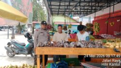 Cegah Peredaran Uang Palsu, Polisi Sambangi Pedagang Buah di Ngabang