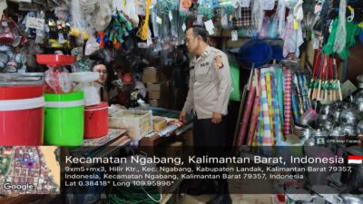 Patroli Siang, Polisi Sampaikan Himbauan Kamtibmas di Toko Kelontong