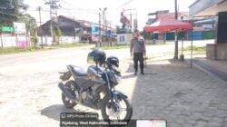 Saat Balala Berlangsung, Polisi Keliling Ngabang Pastikan Situasi Tetap Kondusif