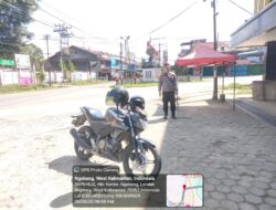 Saat Balala Berlangsung, Polisi Keliling Ngabang Pastikan Situasi Tetap Kondusif