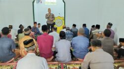 Sat Binmas Polres Landak Ajak Jamaah Mushola Al Muhajirin Jaga Persatuan dan Tangkal Hoaks
