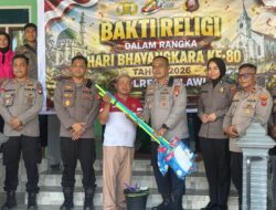 Kapolres Melawi Pimpin Bakti Religi Tempat Ibadah dan Serahkan Sarkon
