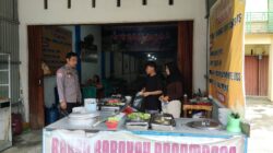 Jaga Kamtibmas Sambil Berbagi Senyum, Polisi Patroli ke Penjual Bakso di Siang Hari