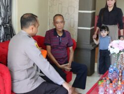 Sambut Hari Bhayangkara ke-80, Polres Ketapang Gelar Anjangsana kepada Purnawirawan, Warakawuri dan Personel yang Sakit