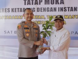 Kapolres Ketapang Laksanakan Tatap Muka Bersama Instansi Terkait, Tokoh Masyarakat, Tokoh Agama dan Nelayan dalam Rangka Hari Bhayangkara ke-80