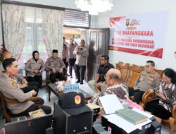 Jelang Hari Bhayangkara ke-80, Waka Polda Kalbar Anjangsana ke Sesepuh Polri