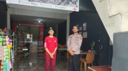 Patroli Dialogis Polsek Ngabang: Sapa Warga Hangat, Waspada Modus “Pura-Pura Pinjam Motor”