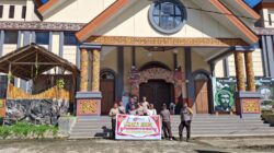 Sambut HUT Bhayangkara Ke-80, Polsek Sengah Temila Gelar Bhakti Religi di Masjid dan Paroki Pahauman