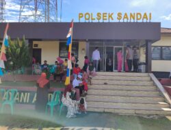 Senyum Bahagia Warnai Hari Bhayangkara Ke-80, Polsek Sandai Gelar Sunatan Massal Gratis untuk 37 Anak dari Keluarga Kurang Mampu