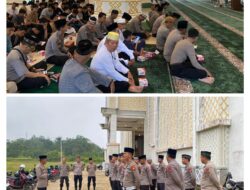 34 Personel Polres Sekadau Amankan Peringatan 1 Muharram di Masjid Agung Sultan Anum