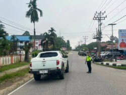 210 Personel Polres Sekadau Diturunkan untuk Pengaturan Arus Lalu Lintas Pagi