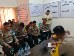 Kapolsek Mempawah Hulu Pimpin Anev Kinerja Bulanan Personel, Tekankan Peningkatan Kinerja dan Pelayanan Presisi