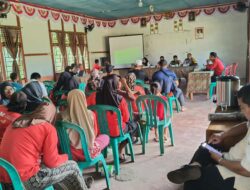 Bhabinkamtibmas Polsek Matan Hilir Selatan Sosialisasikan Peraturan Desa tentang Larangan Pembukaan Lahan dengan Cara Dibakar