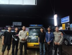 Anggota Polsek Benua Kayong Intensifkan Blue Light Patrol untuk Ciptakan Situasi Kamtibmas yang Aman dan Kondusif