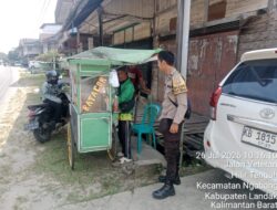 Hari Libur Tak Kendurkan Pengabdian: Bhabinkamtibmas Ngabang Sambangi Penjual Batagor, Imbau Waspada Kejahatan Siang Hari