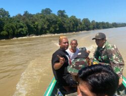 Polsek Nanga Tayap Bersama Koramil dan Perangkat Desa Cek Lokasi PETI di Desa Mensubang