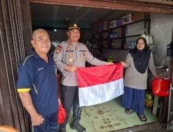 Merah Putih Berkibar di desa, Polsek Sengah Temila dan Pemerintah Kecamatan ajak warga kobarkan semangat kemerdekaan